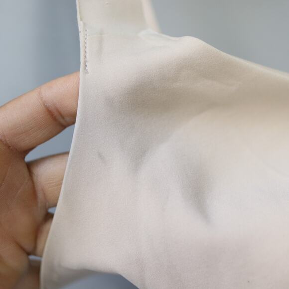 Lululemon Like Nothing Bra 34D Barely Beige LW2AVYS - Picture 4 of 6